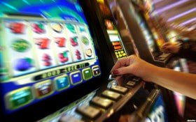 Layar hasil Togel viva88 menampilkan kolom 4D, 3D, 2D dengan angka dan waktu update